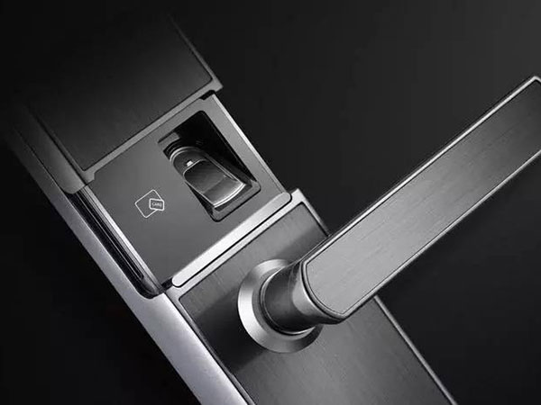 鹤庆24小时上门开锁公司